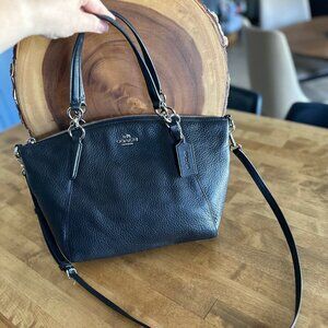 Coach Kelsey Pebble Satchel-Black